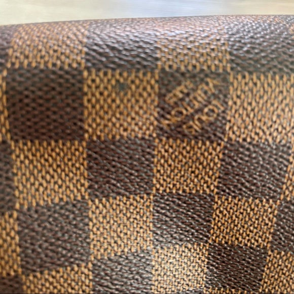 Louis Vuitton Damier Ebene Speedy 30 - Picture 8 of 15